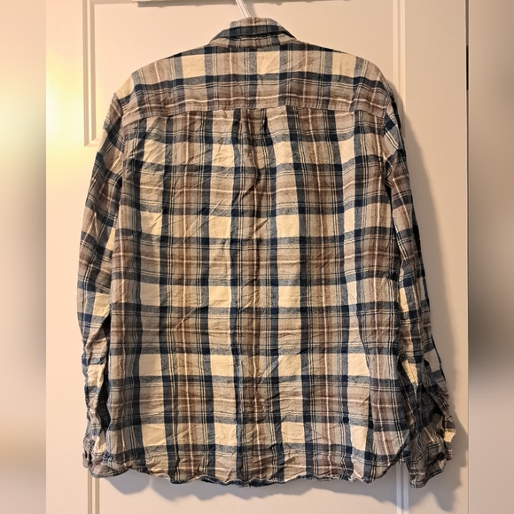 L.L.Bean Cotton Flannel Button Down Shirt - Picture 2 of 7